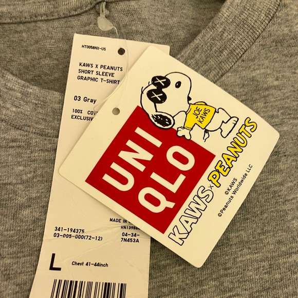 Uniqlo x kaws peanuts snoopy rare tee tshirt cool street wear large L - Picture 6 of 6